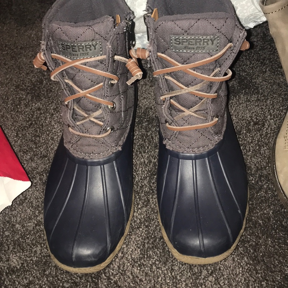 Sperry rainboats